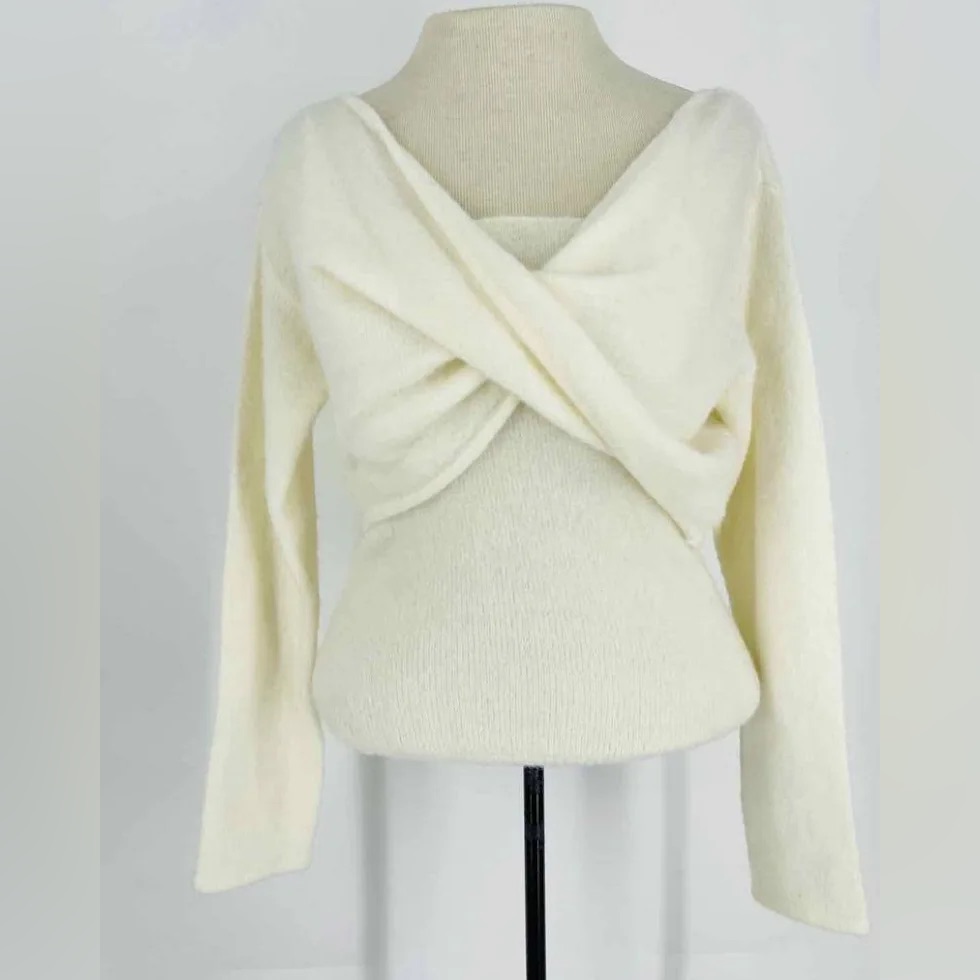 Gestuz Ivory Twist Shawl & Sweater Tank Set